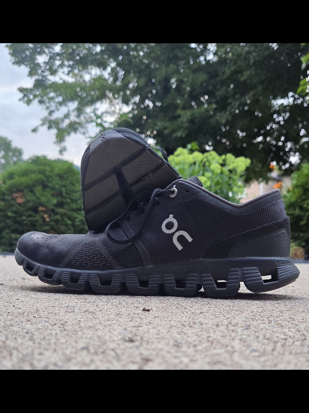 On Men's Cloud X Running Shoes - Black Size 10